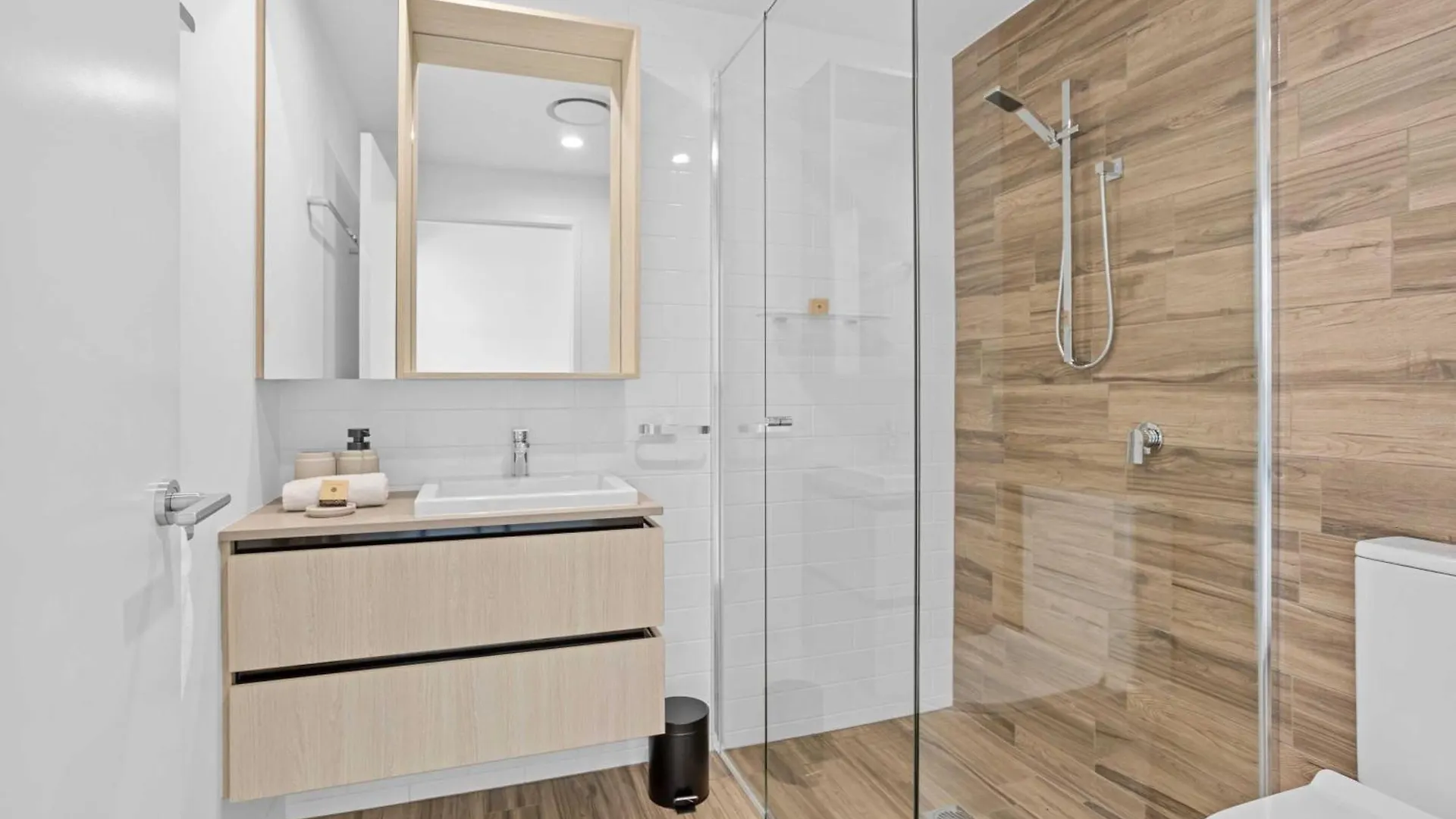 Ocean Views - Sandbar Burleigh Heads Gold Coast Apartment